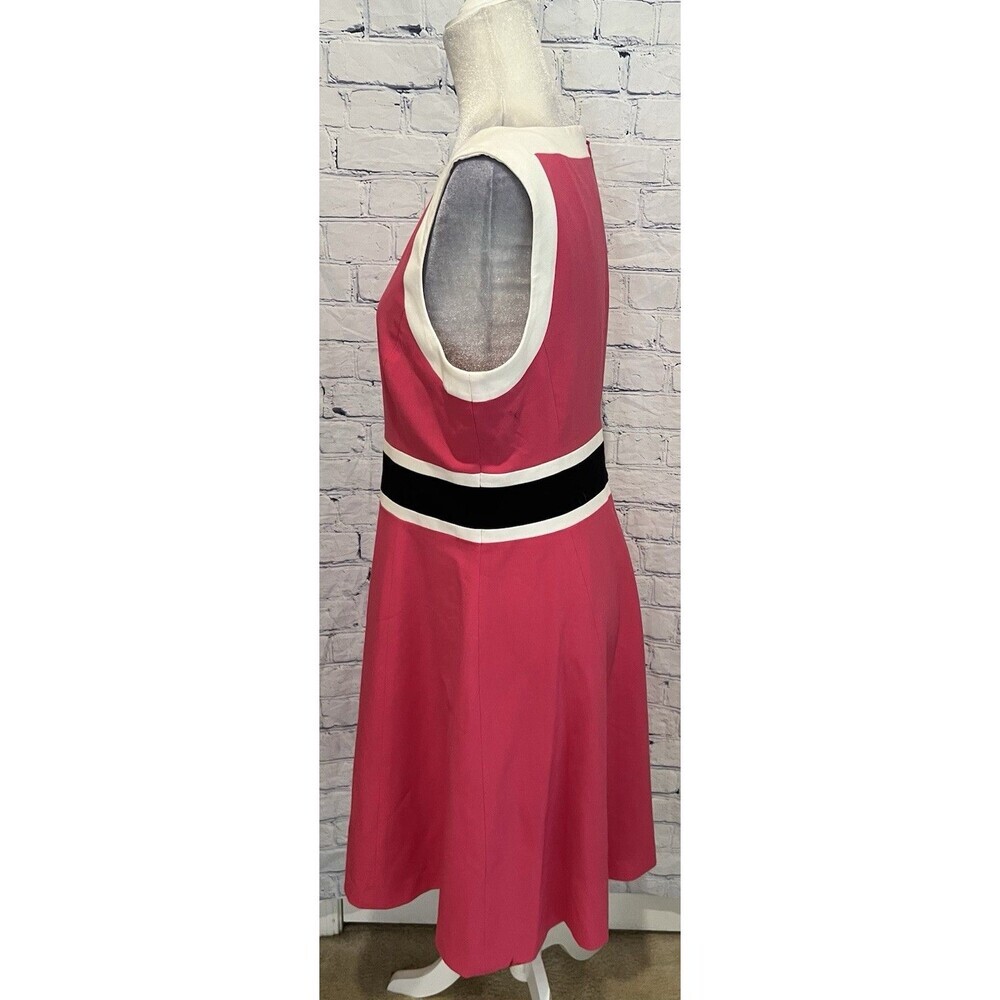 Nine West Women's Fit and Flare Dress W/Contrast Framing Size 10 - Picture 3 of 10